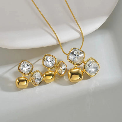 Elegant Round Pendant Jewelry Set - Necklace & Matching Stud Earrings